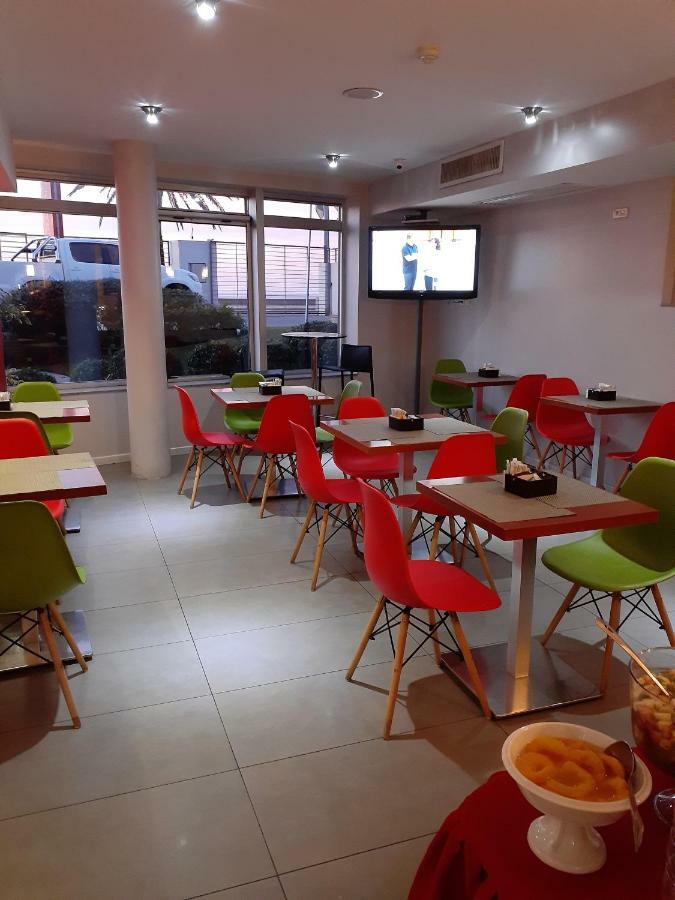 Regency Rambla Design Apart Hotel Монтевидео Экстерьер фото